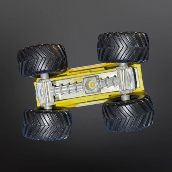 Hot Wheels Monster Jam Diecast Metal Base Nitro Machine Monster Truck 1:64 A26 - Picture 9 of 10